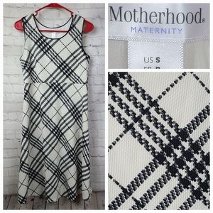 Motherhood Maternity Black & White Glen Plaid Stretchy Jacquard Textured Dress